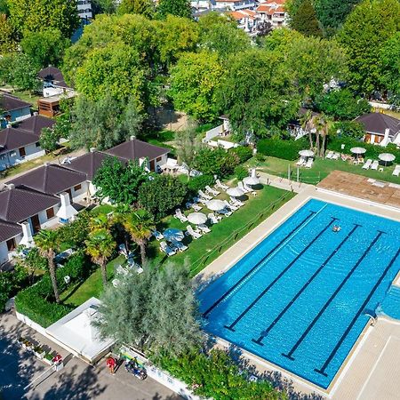 Villaggio Los Nidos Lignano Sabbiadoro Bagian luar foto