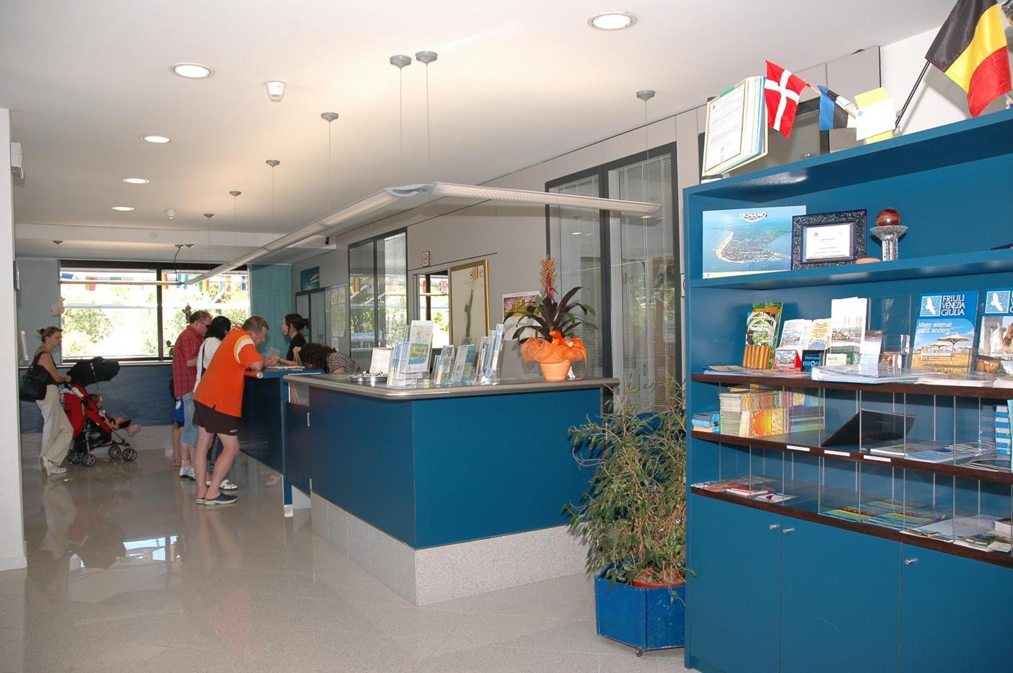 Villaggio Los Nidos Lignano Sabbiadoro Bagian luar foto